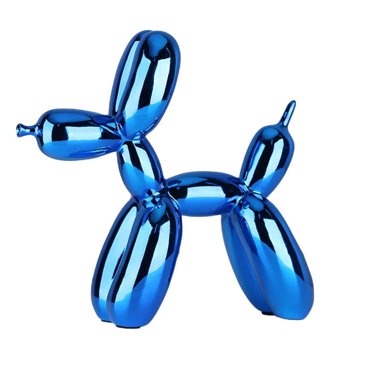"Handgefertigte Ballontier-Skulptur aus reflektierendem Material als moderne, kunstvolle Dekoration für stilvolle Räume."