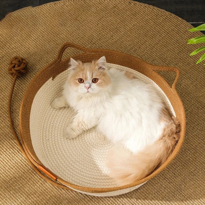 Handgewebtes Katzenbett aus Baumwolle, ergonomisch, in verschiedenen Farben für stilvolles Wohnen und natürlichen Komfort.