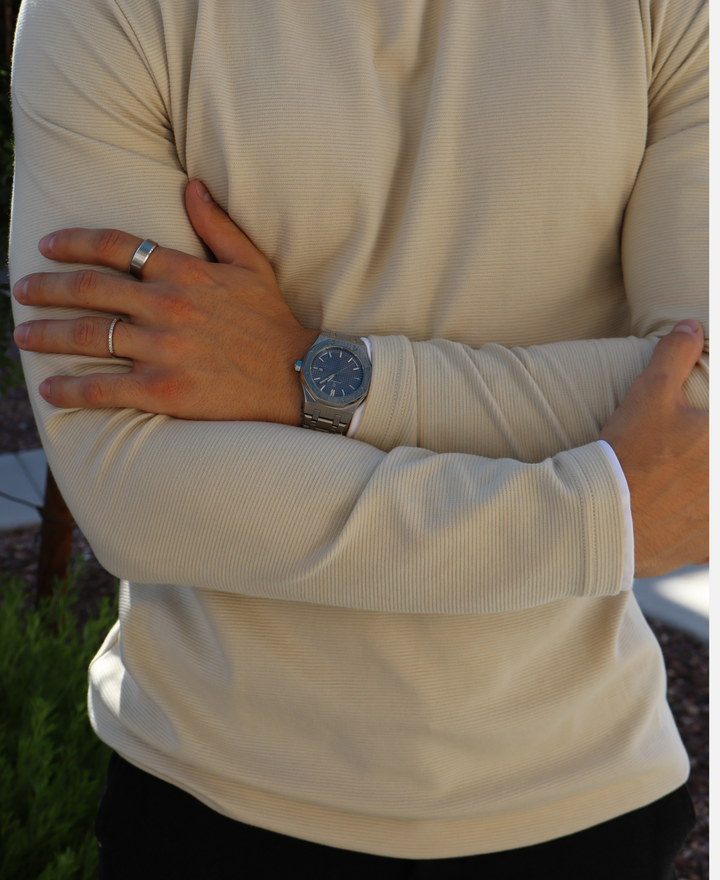 Herren Armbanduhr, 41mm Gehäuse, Quarzwerk, kratzfestes Glas, minimalistisches Zifferblatt, elegant.