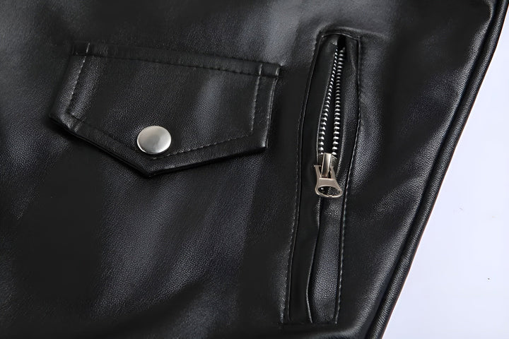 Robuste Herren Winterjacke "Austin" in Schwarz, eine warme Bikerjacke mit Gürtel, ideal als Übergangsjacke.