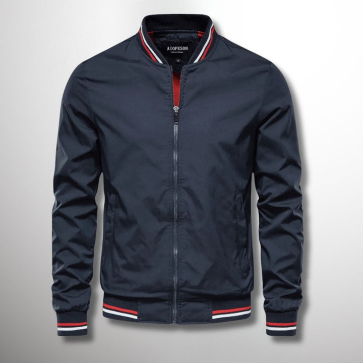 Herren Übergangsjacke, wasserabweisend, ideal für Frühling & Herbst. Vielseitige Freizeit- und Outdoorjacke.