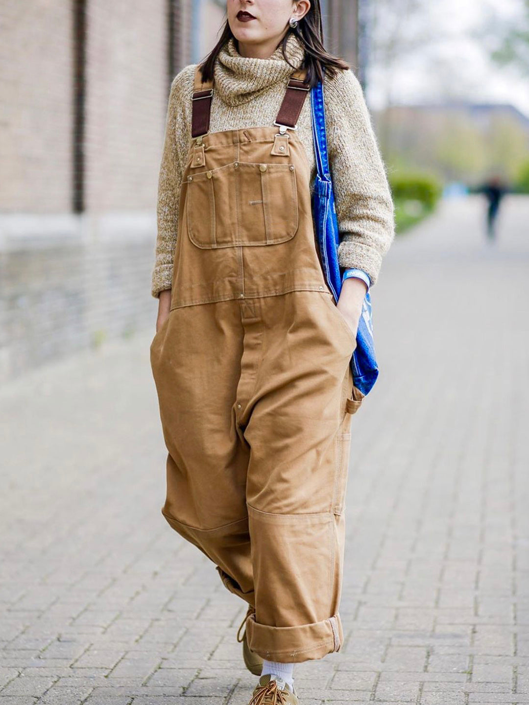 Modische Herren Latzhose aus Canvas im Vintage-Stil, perfekt für Freizeit, Arbeitskleidung & Garten.