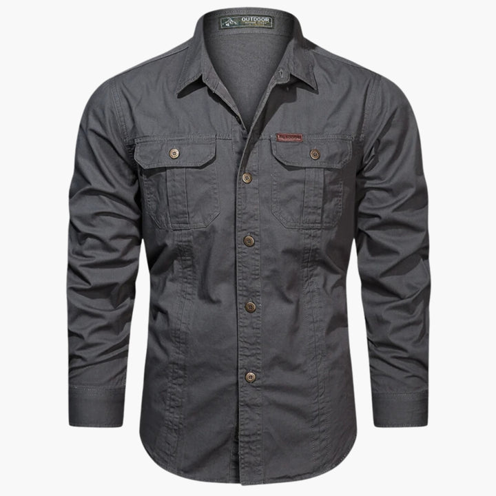 Stylisches Herren Freizeithemd im Cargo-Stil, bequem & alltagstauglich, mit praktischen Details.