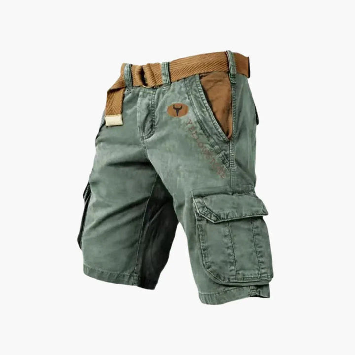 Atmungsaktive Herrenshorts im Cargo-Stil, ideal für warme Tage und aktive Freizeitgestaltung.
