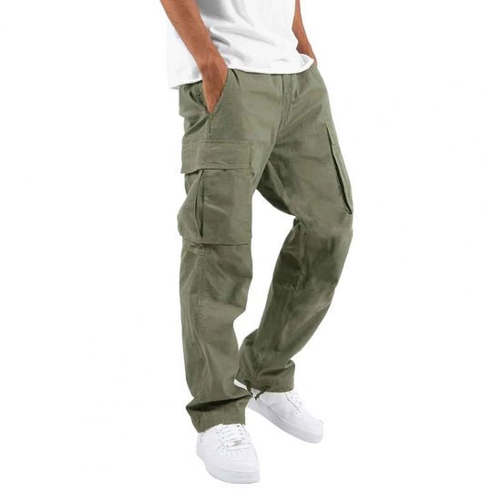Modische Herren Cargohose im Regular Fit, bequem & vielseitig. Perfekt für Casual- & Outdoor-Looks.