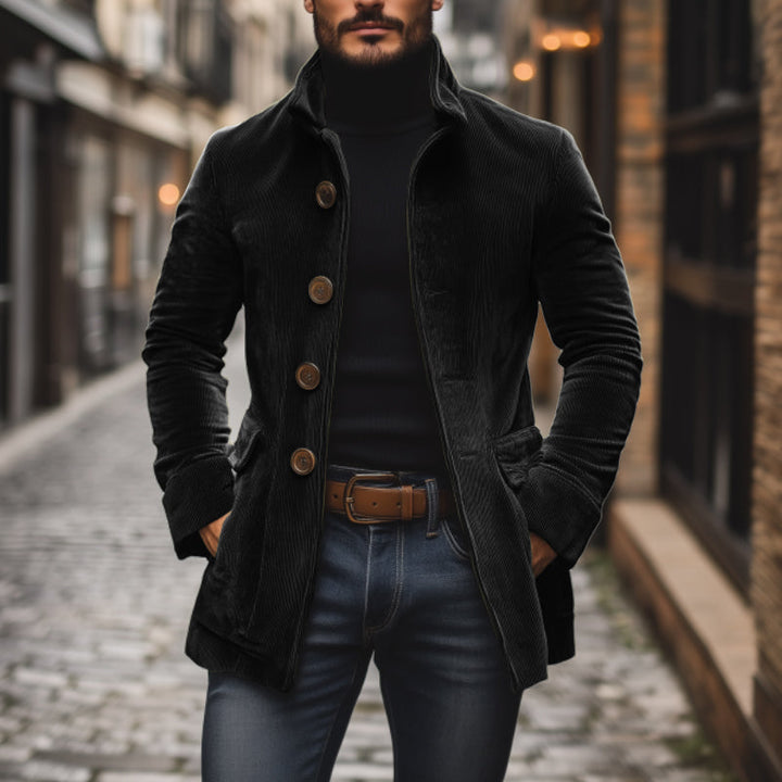 Vielseitige Herren Cordjacke für Freizeit & Smart Casual. Stilvolle Übergangsjacke mit Stehkragen für Herbstlooks.