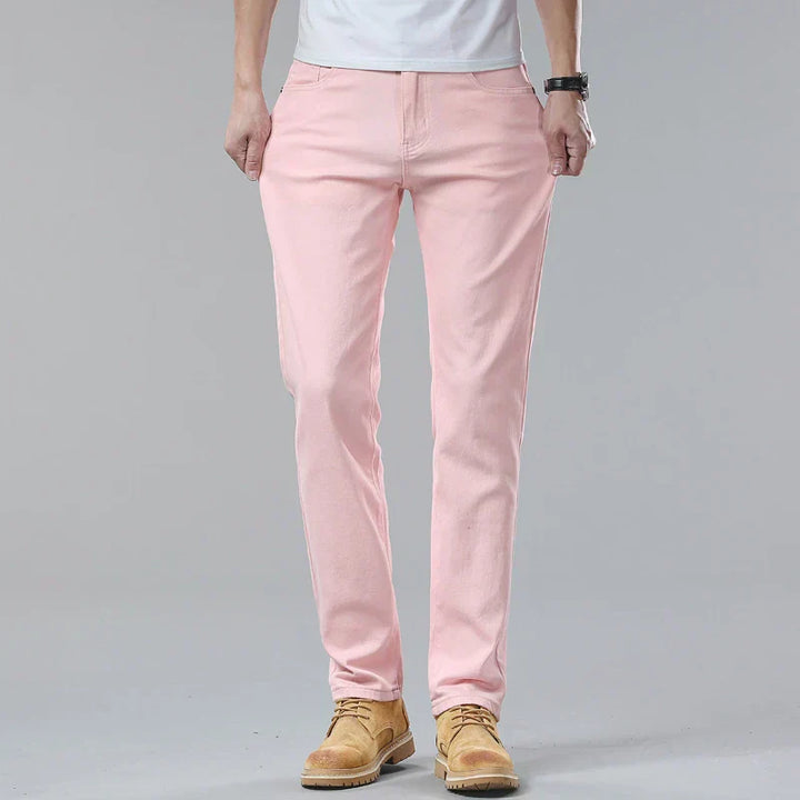 Herren Farbige Jeans mit geradem Bein. Modische Freizeitjeans für stylische Herren.