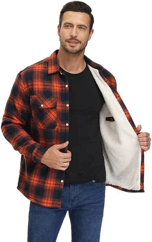 Herren Flanelljacke in klassischem Karomuster, warm & bequem für Herbsttage. Stilvolle Freizeitjacke für Männer.