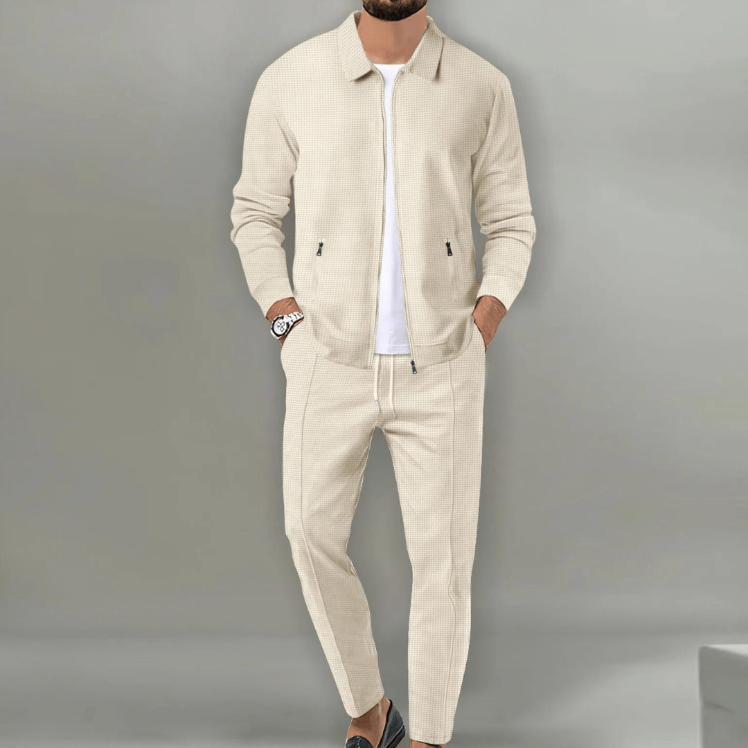 Bequemes Herren Loungewear Set: Langarmshirt & Hose. Ideal für entspannte Herbsttage & Winterabende.