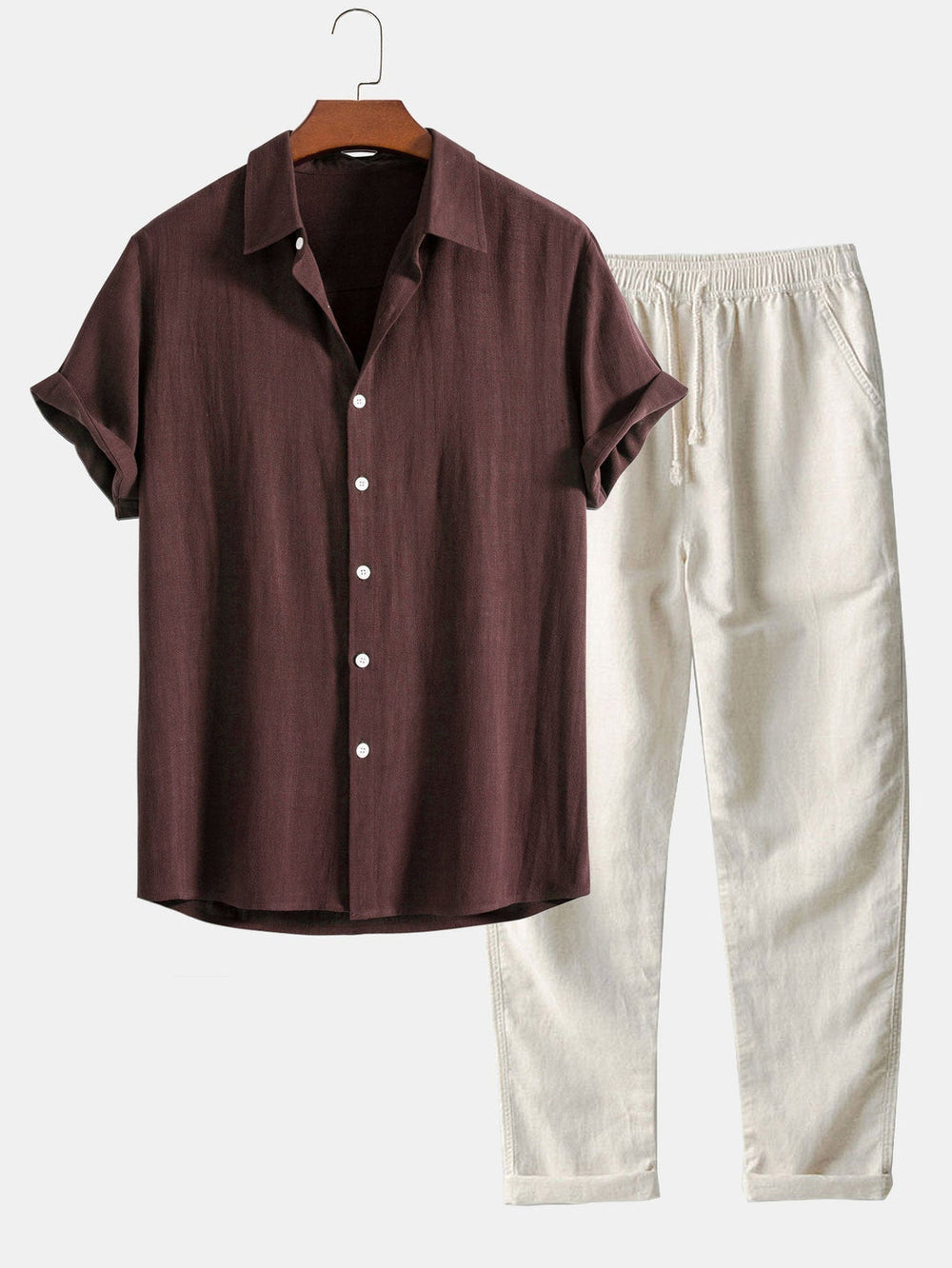Stylisches Herren Strandset: Zweiteiliges, komfortables Outfit für Strandurlaub & warme Tage. Lässige Herrenmode.