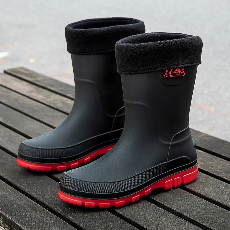 Leuchtend gelbe Männer Gummistiefel gefüttert, wasserdicht mit rutschfester Sohle für mehr Sichtbarkeit & Sicherheit.