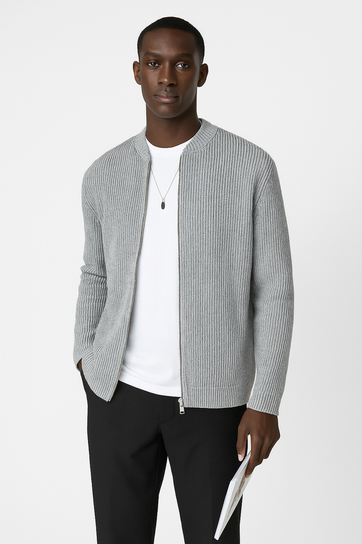Frühlings-Herren-Strickpullover mit Reißverschluss, gerippt. Optimal als Übergangs-Oberteil für Männer.