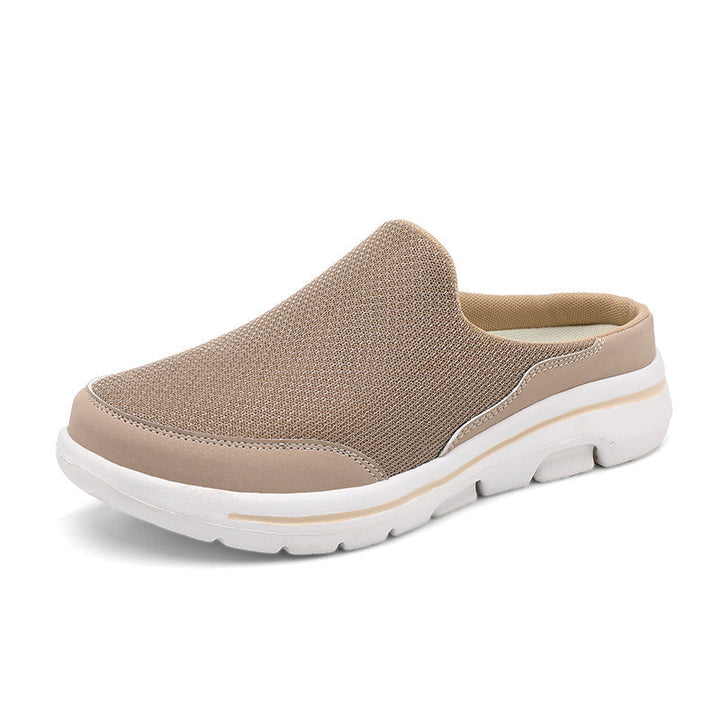 Weiches Fußbett der Herren-Pantoffeln für optimalen Gehkomfort; atmungsaktive Heimschuhe für Herren.