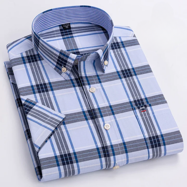 Smartes Langarm Herren Hemd mit elegantem Muster, tailliert für Herrenmode im Büro oder in der Freizeit.