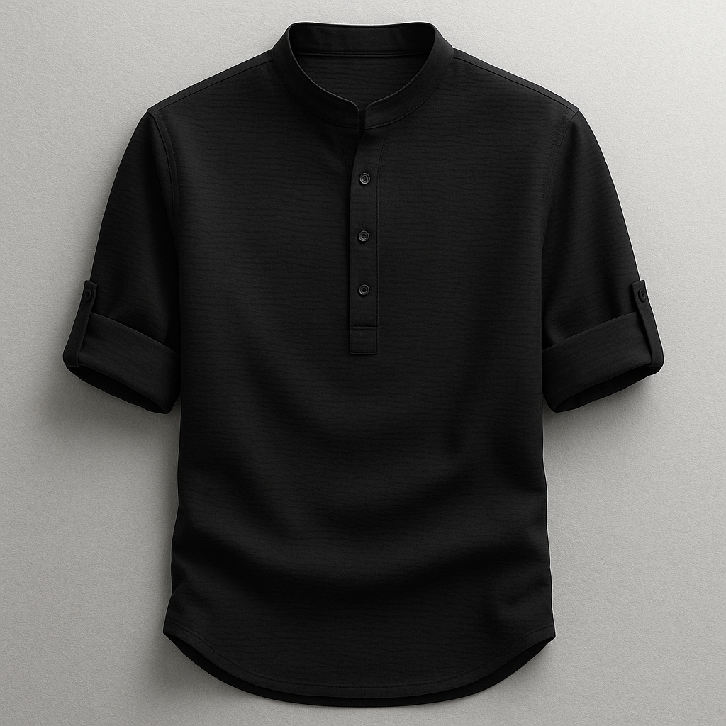 Nahaufnahme: Knopfleiste und Ärmeldetail des Herren Henley Langarmshirts. Modisch & funktional.