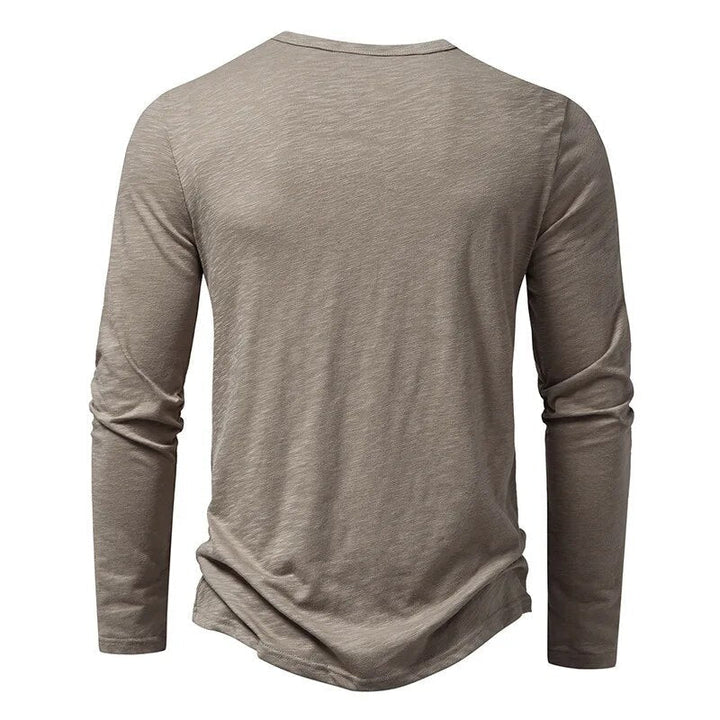 Basis Herren Henley Langarmshirt, schmale Passform, perfekt zum Kombinieren im modernen Stil.