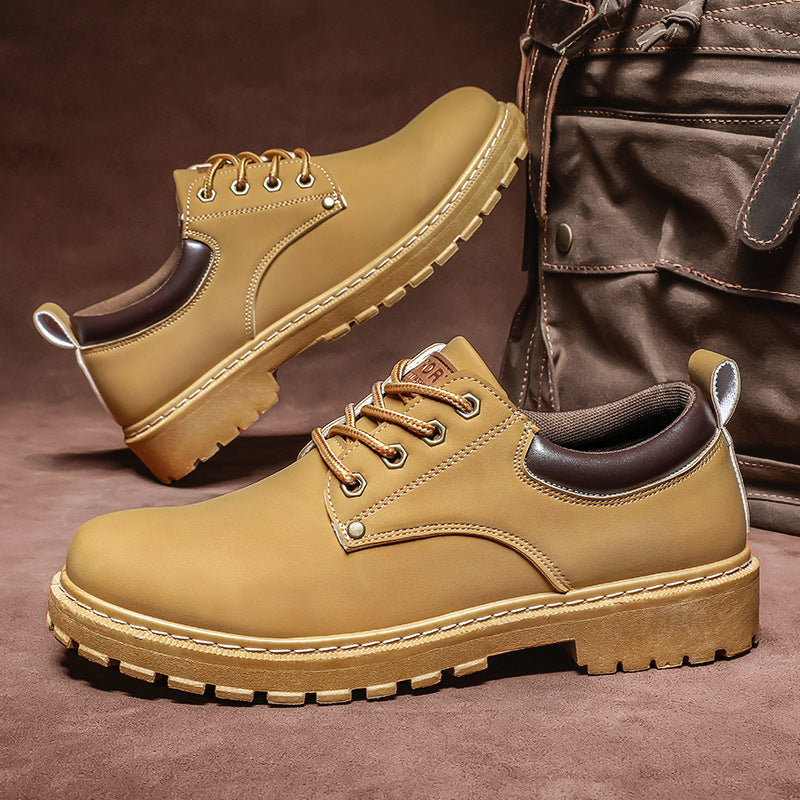 Elegante Business-Casual Herrenstiefel mit dicker Sohle. Robuste Schnürschuhe für Herbst, Winter & Stadt.
