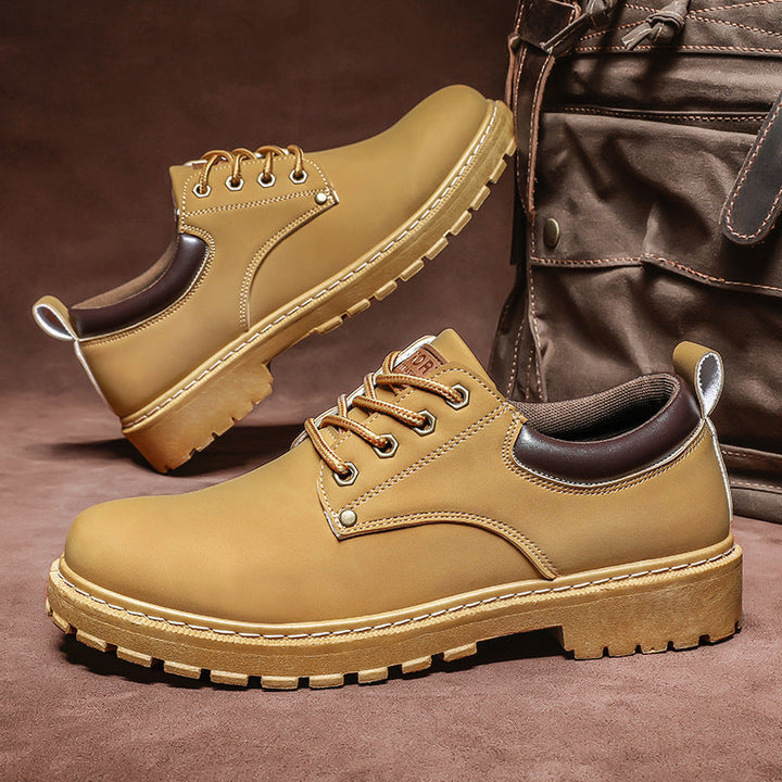 Elegante Business-Casual Herrenstiefel mit dicker Sohle. Robuste Schnürschuhe für Herbst, Winter & Stadt.