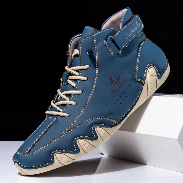 Herren High-Top-Schuhe mit wellenförmiger Sohle & Ziernähten. Stylisch, komfortabel & robust für den Alltag.