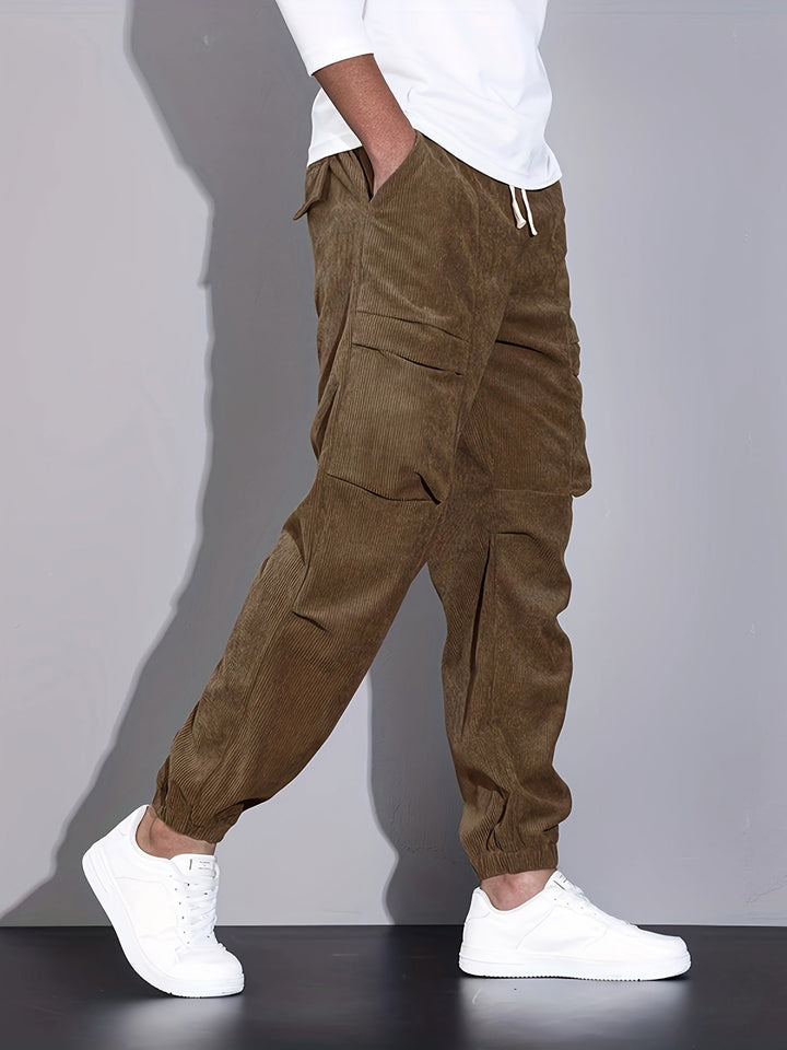 Bequemer Herren Jogger, weicher Stoff, optimal für maximalen Komfort den ganzen Tag. Perfekte Freizeithose.