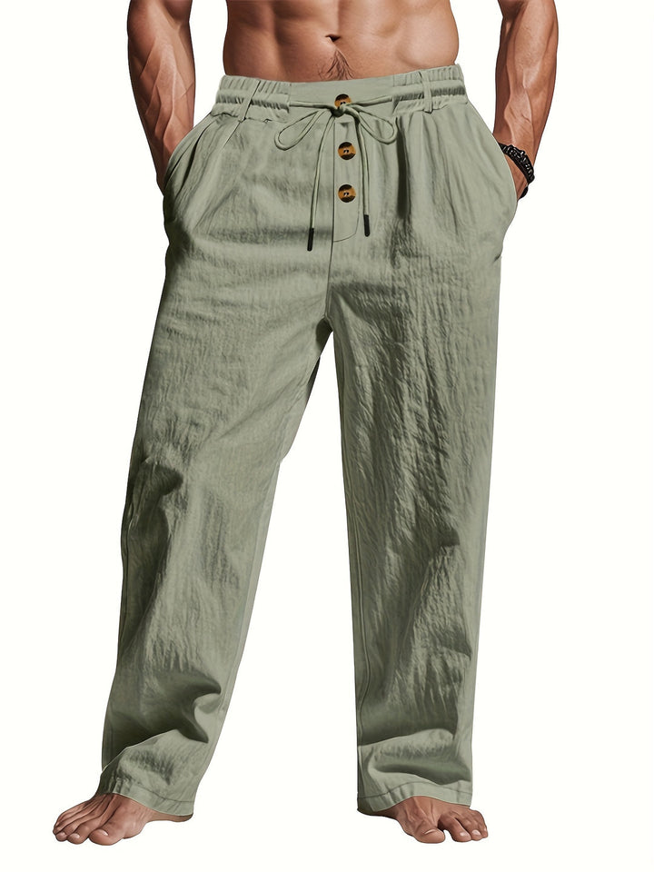 Leichte Herren Frühling/Sommer Hose mit Kordelzug. Atmungsaktives Material für hohen Komfort im Loose Fit.