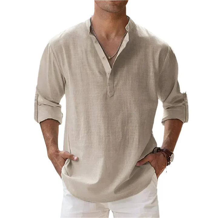 Modernes Herren Langarm Henley-Shirt mit Stehkragen. Perfektes Basic-Shirt für elegante Freizeitmode.