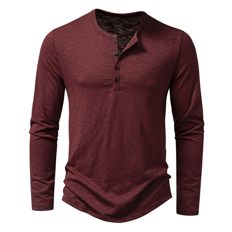 Modernes Herren Langarm Henley-Shirt in dezentem Design. Optimal für sportliche Aktivitäten oder als bequemer Alltagslook.