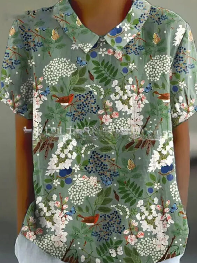 Bequemes Herren Freizeithemd mit stilvollem floralem Muster, ideal für den Sommer.