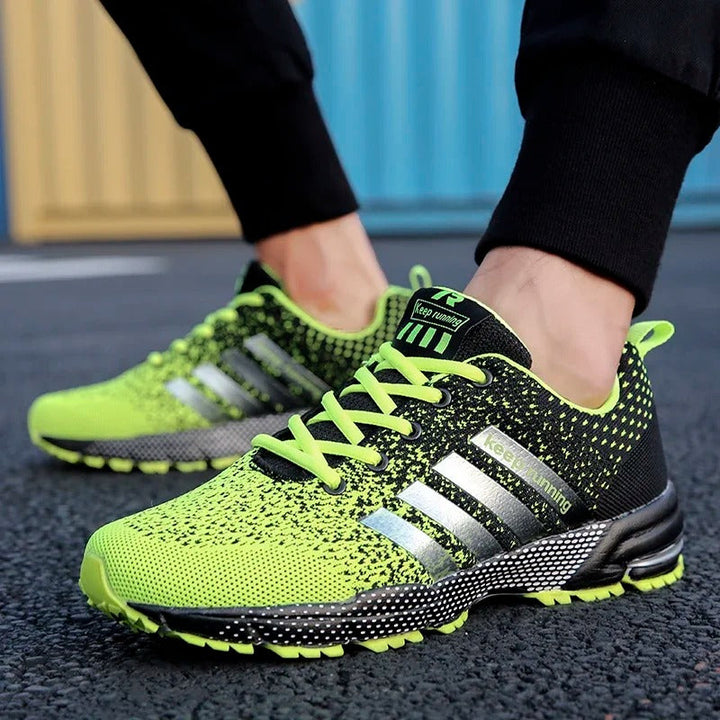 Robuste Sohle der Herren Joggingschuhe für optimalen Grip & Langlebigkeit bei jedem Trainingsschritt.