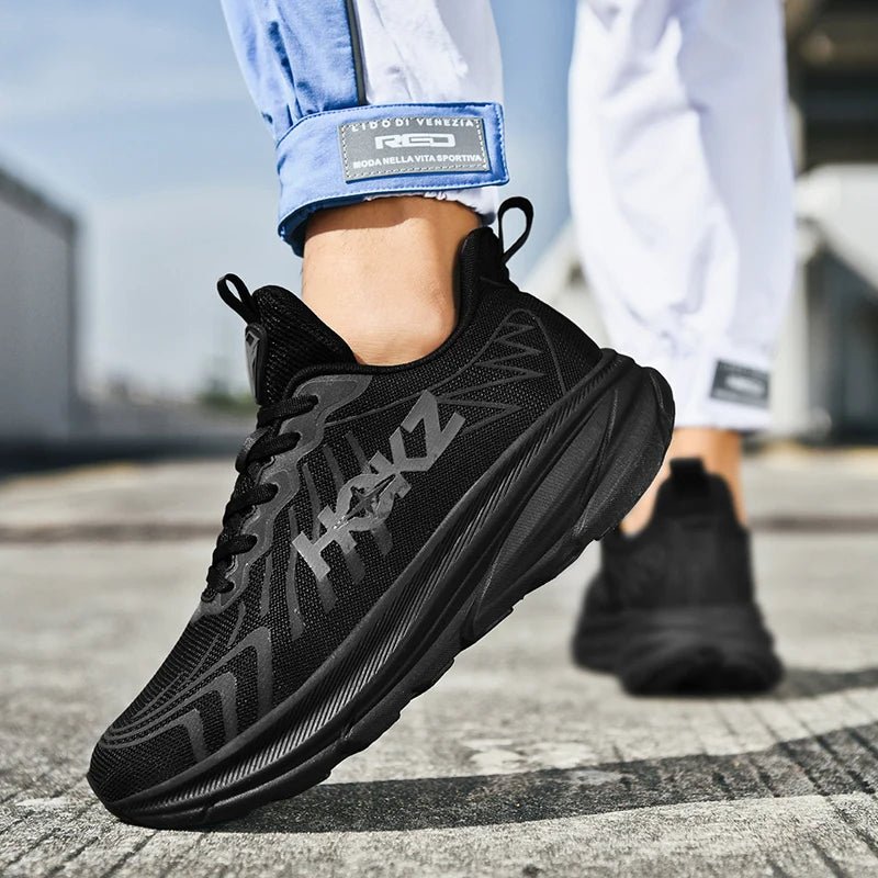 Detailansicht der Feder-Sohle von Herren Laufschuhen für exzellente Stoßdämpfung & Komfort.