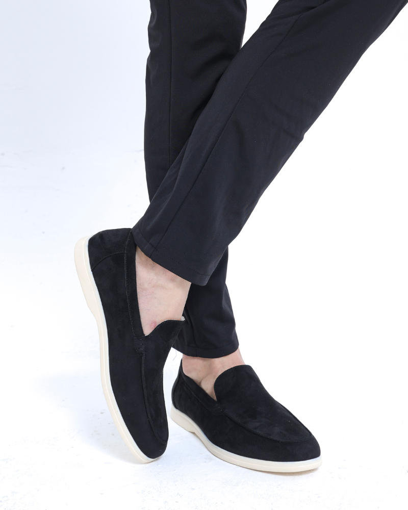 Herren Komfort-Loafer in Marineblau; gepolsterte Slip-On Schuhe für mühelosen Stil den ganzen Tag.