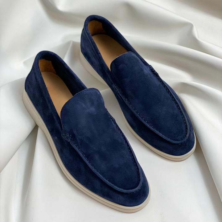 "Herren Loafers aus Premium Leder, elegant und komfortabel, in Dunkelblau. Klassisches Design, hoher Tragekomfort."