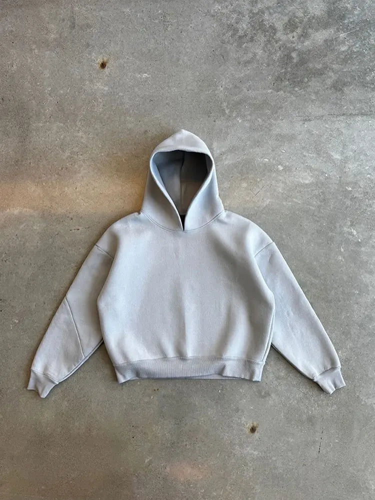 Warmes Herren Freizeit-Set, Oversized Kapuzenpullover und Jogginghose für kalte Jahreszeiten.