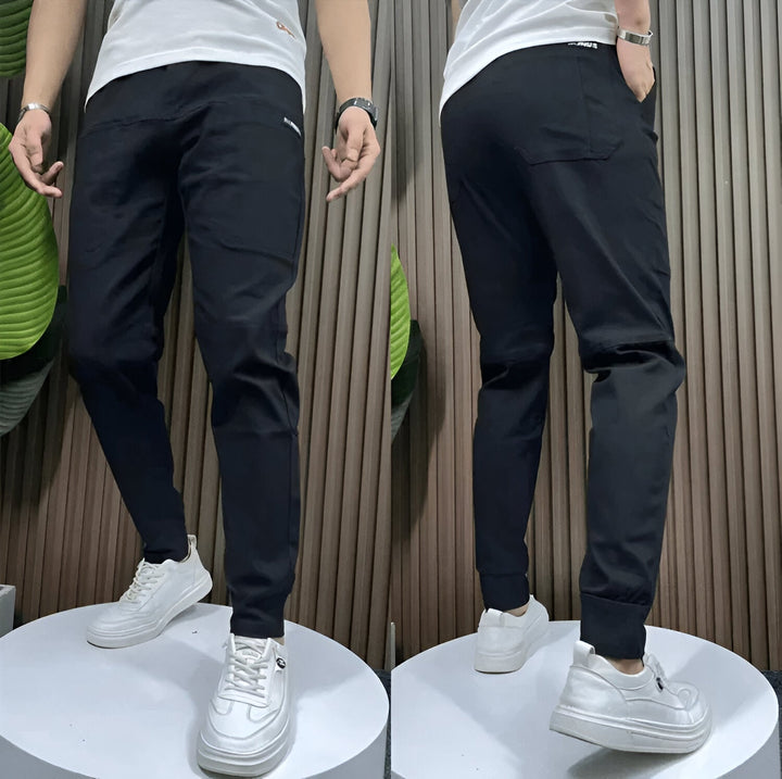 Herren Premium Stretch Cargohose in Schwarz für ultimativen Komfort und Bewegungsfreiheit im Alltag.
