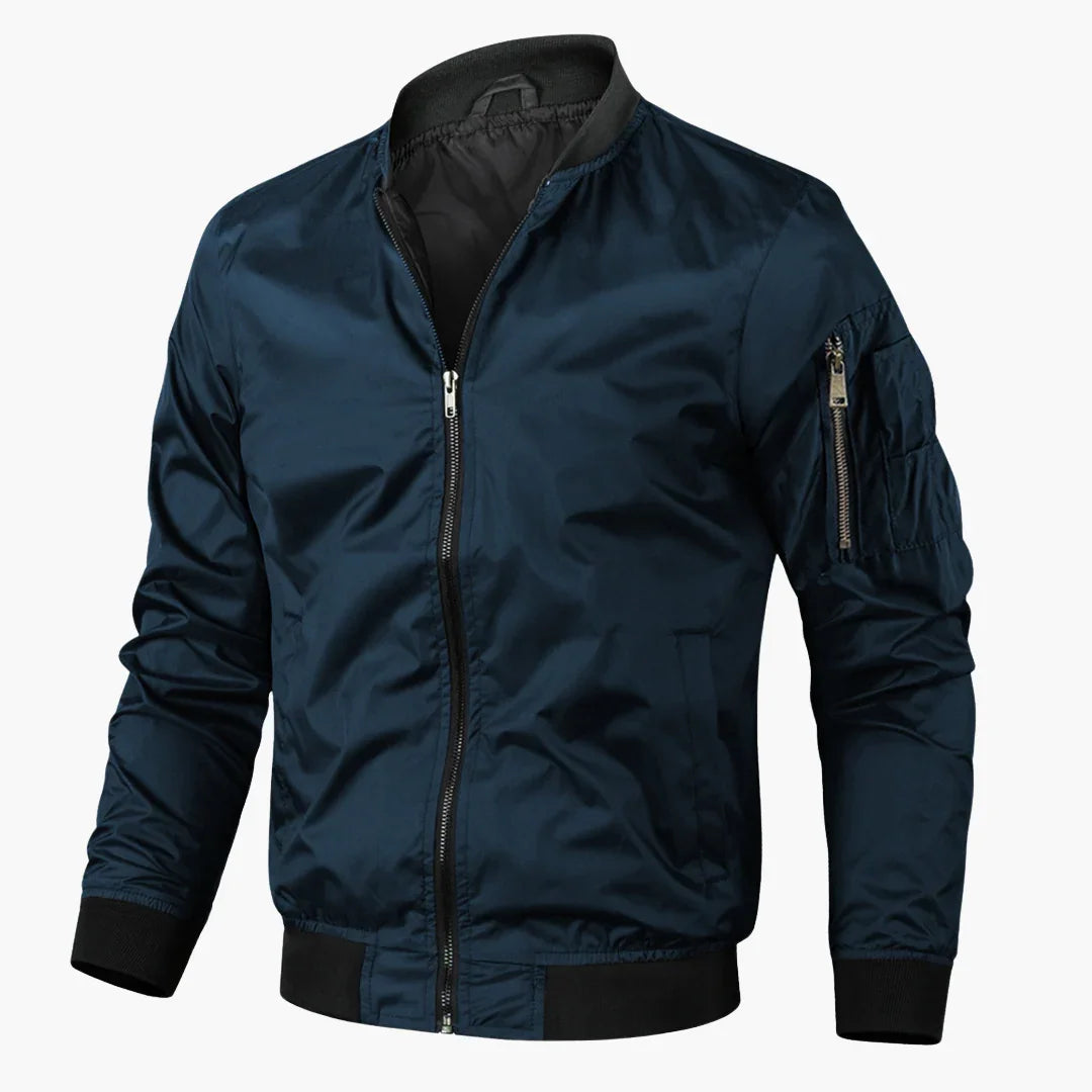 Robuste Herren Bomberjacke im Retro-Look. Ideale Freizeit- und Saisonjacke für Herbst und Frühling.