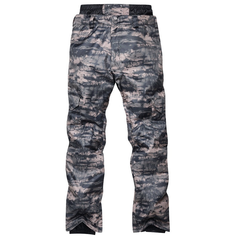 Vielseitige Herren Skihose, atmungsaktiv & isoliert, für Wintersport & alle Outdoor-Aktivitäten.