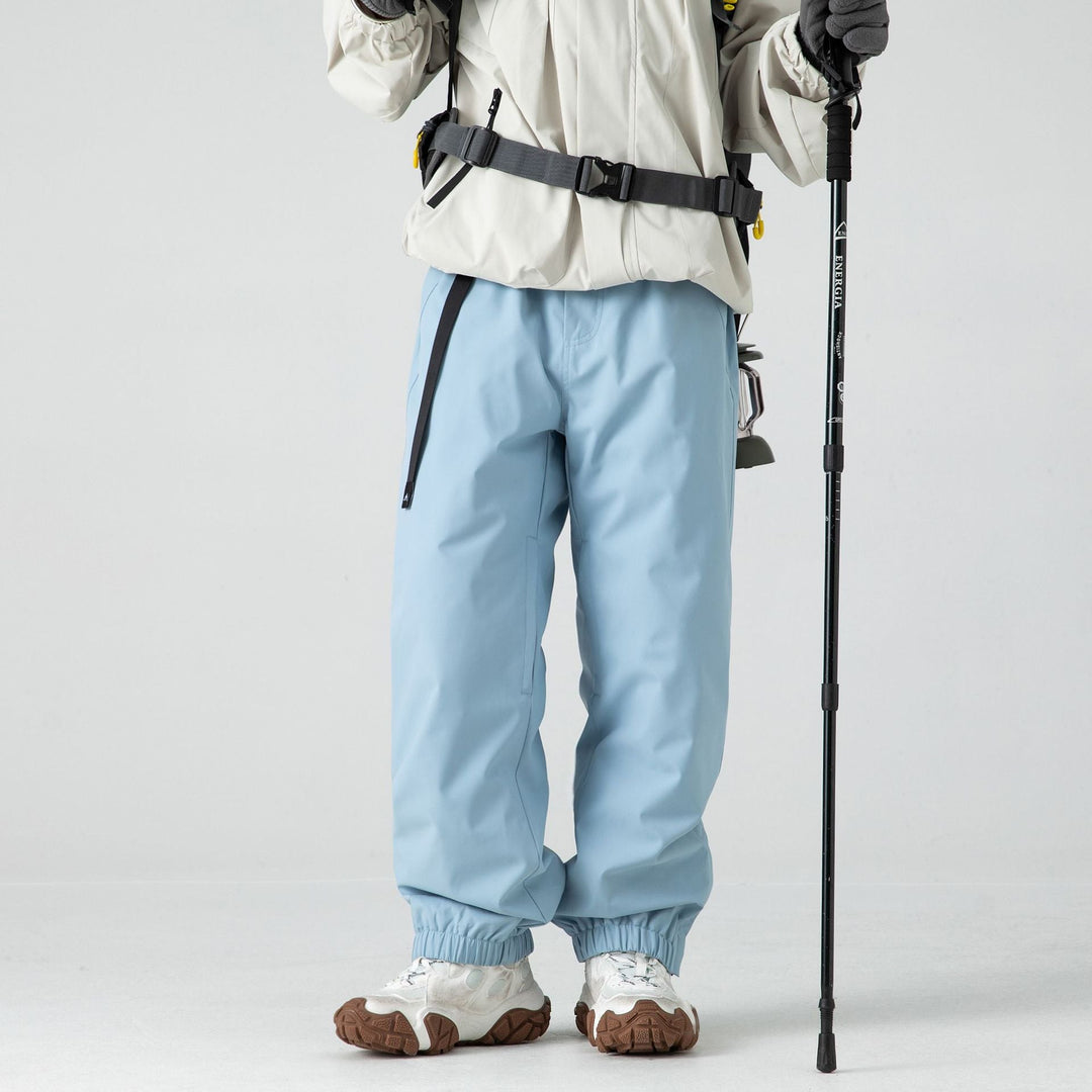 Robuste Herren Hardshell-Winterhose für Skifahren. Optimaler Schutz vor Kälte, Schnee & Wind auf der Piste.