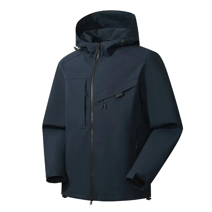 Sportliche Herren Skijacke mit Kapuze in modernem Design, winddicht & wasserdicht für kalte Tage.
