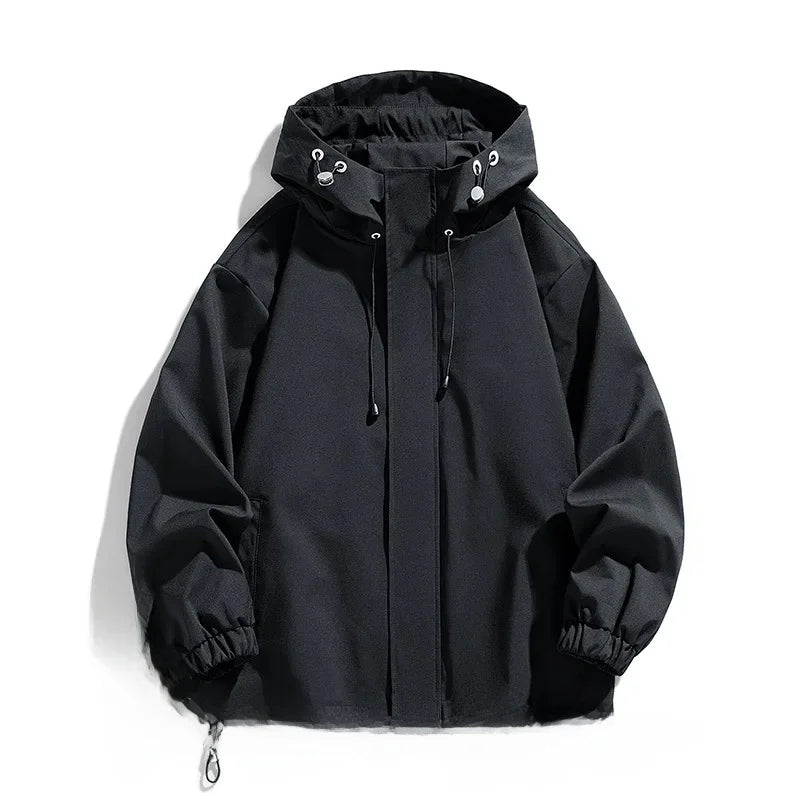 Funktionale Herren Skijacke, Übergröße, mit Kapuze. Warm, robust für Wintersport und Outdoor.