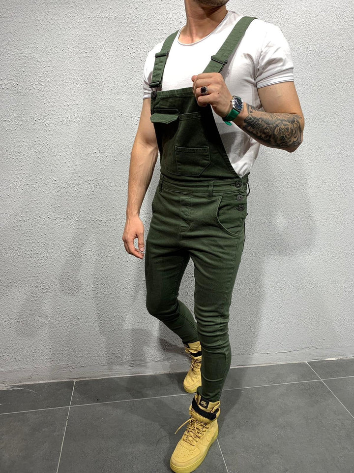 Männer Jeans Overall Slim Fit, mittlere Leibhöhe, Reißverschluss, urbaner Look mit Klappentasche.