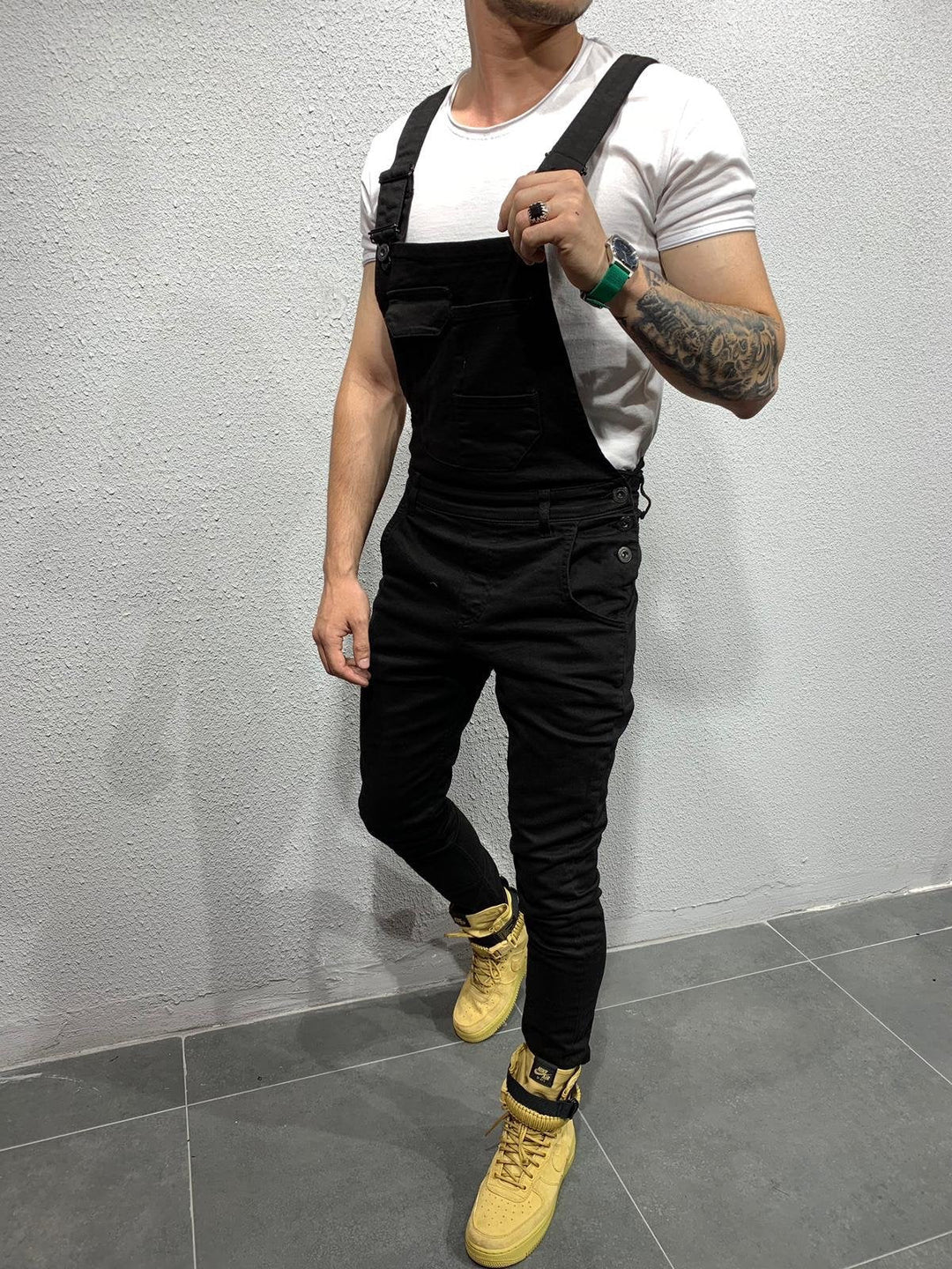 Herren Jeans Overall eng anliegend, Slim Fit, mit cooler Klappentasche, ideal für Freizeitlooks.