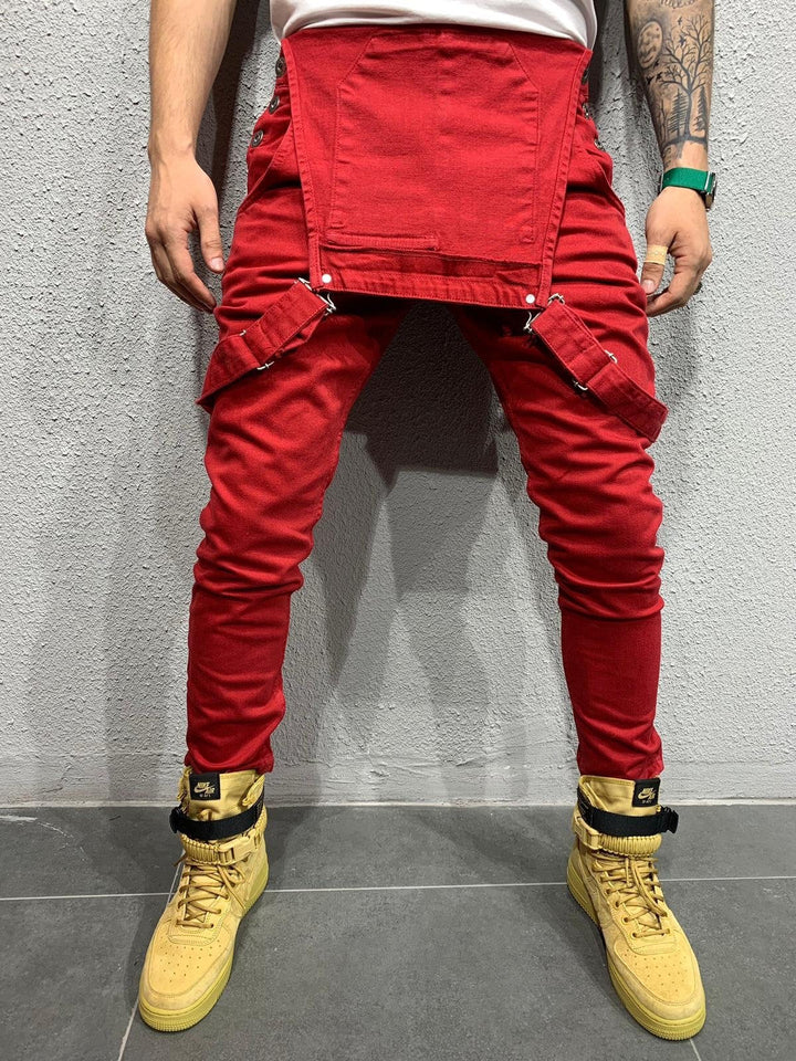 Herren Skinny Fit Overall aus Jeansstoff, mittelhohe Leibhöhe und praktische Klappentasche.