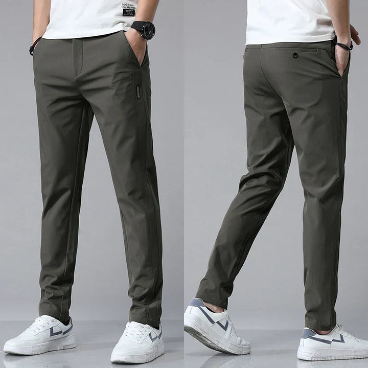 Elegante Herren Business Casual Stretchhose, vielseitig kombinierbar für Arbeit und Freizeit.