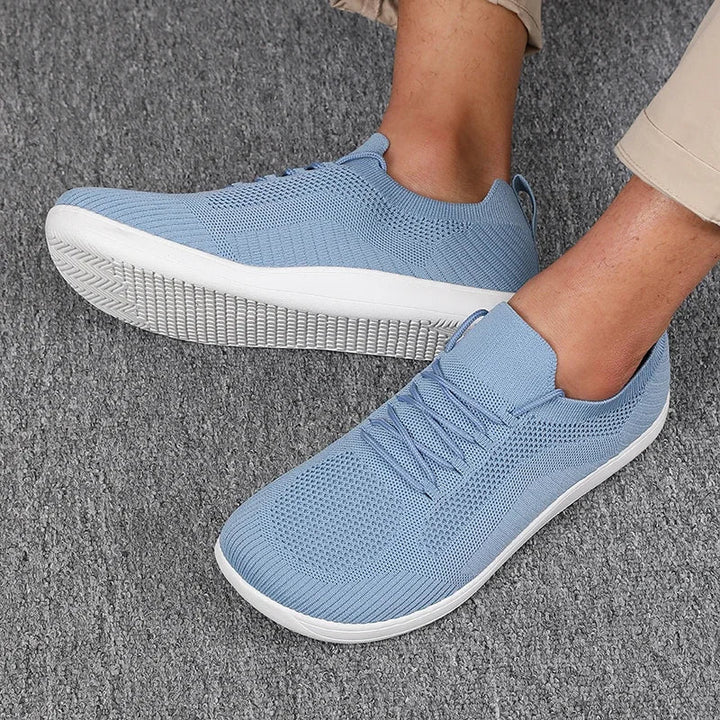 Herren Sneaker: Bequemer, atmungsaktiver Alltagsschuh mit weiter Zehenbox für optimalen Komfort.