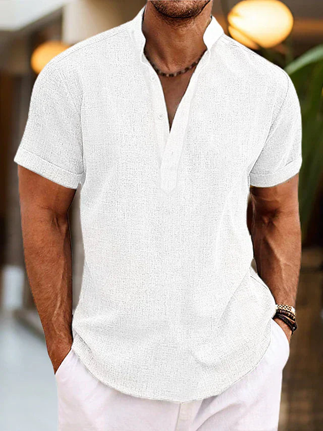 Elegantes Herren Henley-Shirt, Kurzarm, atmungsaktiv. Perfekt für Sommer, Casual & lässige Eleganz.