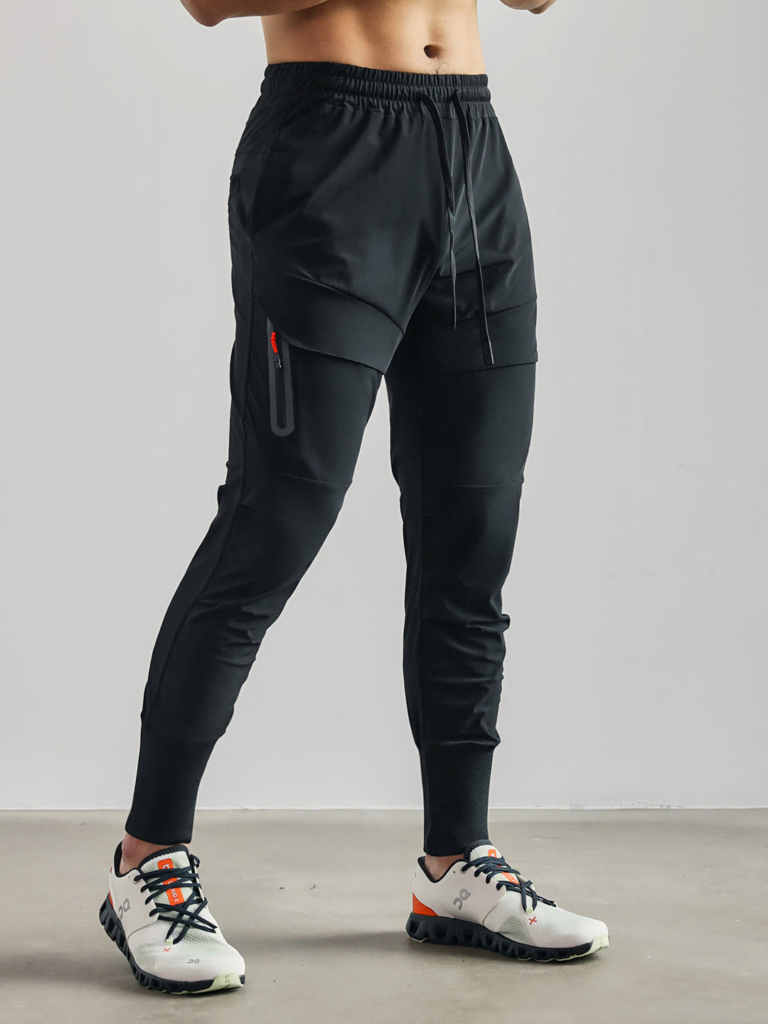 Herren Stretch-Athletikhose mit Elastikbund, modernem Schnitt & Tapered Leg.