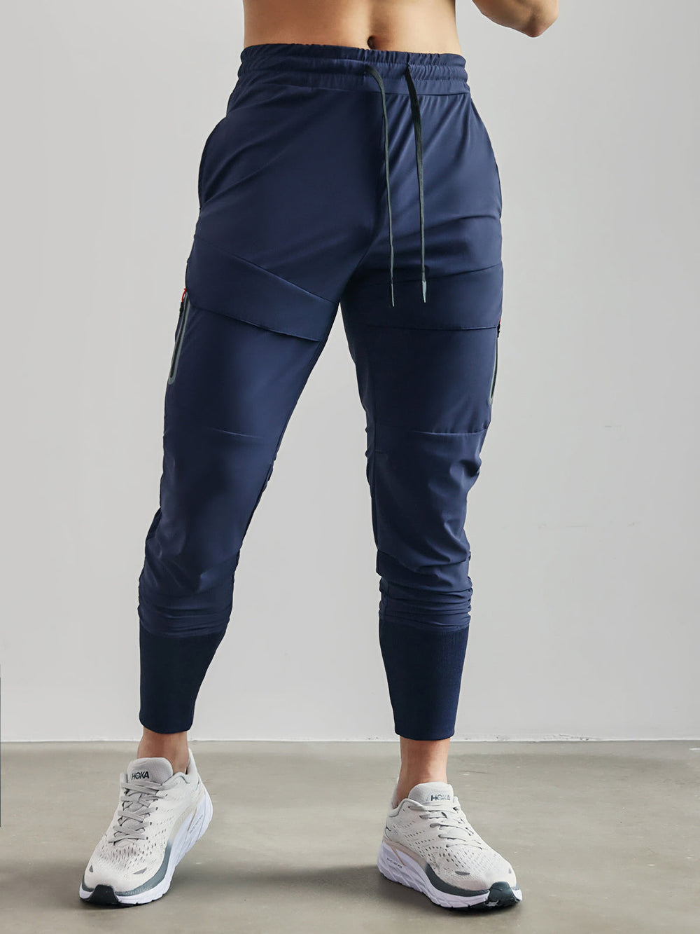 Komfortable Herren Stretch-Jogginghose, ideal für Sport & Freizeit, mit elastischem Bund.