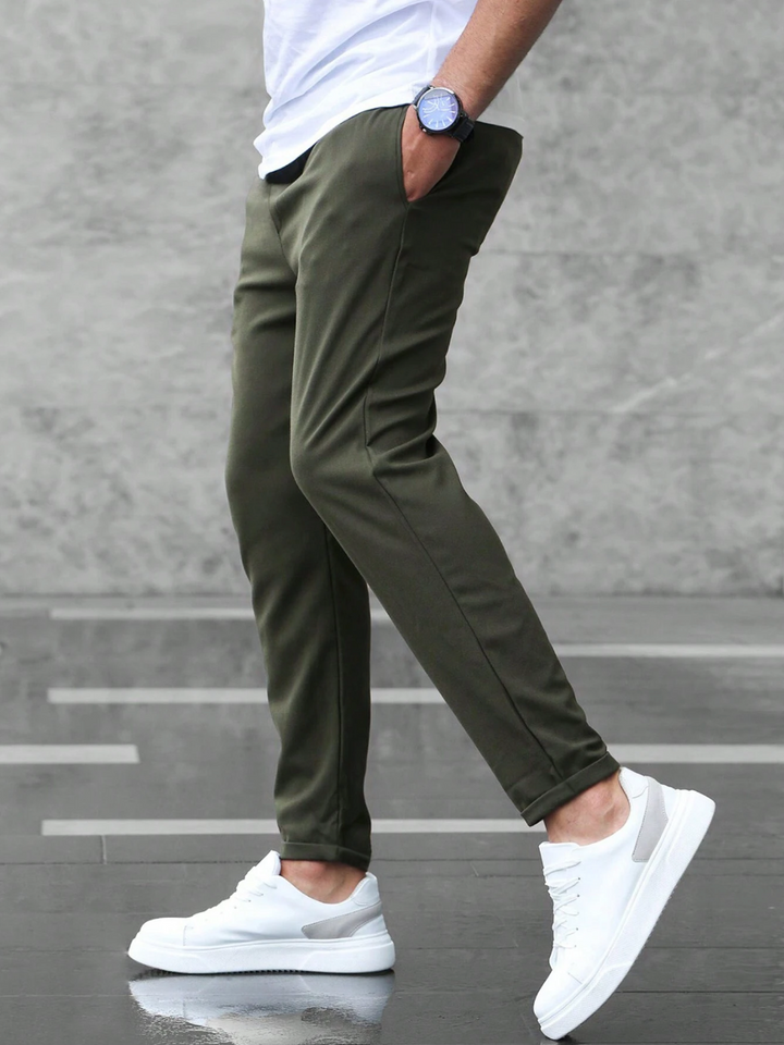 Marineblaue Herren Chino Freizeithose, schmale Passform, formstabil, ganzjährig tragbar