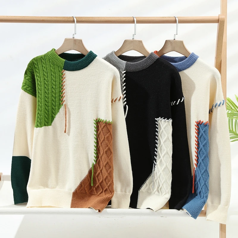 Casual Herren Strickpullover im Patchwork-Design, Farben: Elfenbein, Grün, Dunkelblau; modischer Winterpullover.
