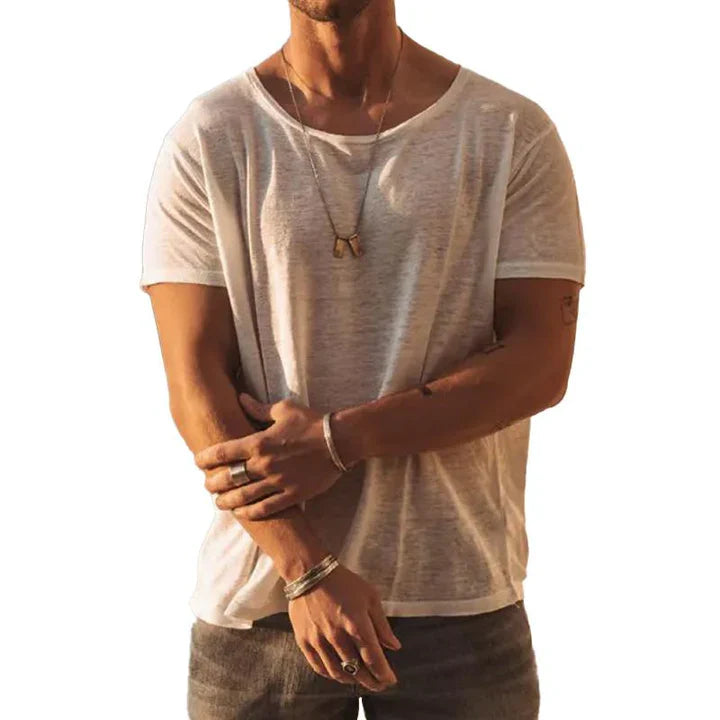 "Herren T-Shirt mit Rundhalsausschnitt, lockerem Schnitt, weichem Material, in gedeckten Farben, stilvoll und bequem."